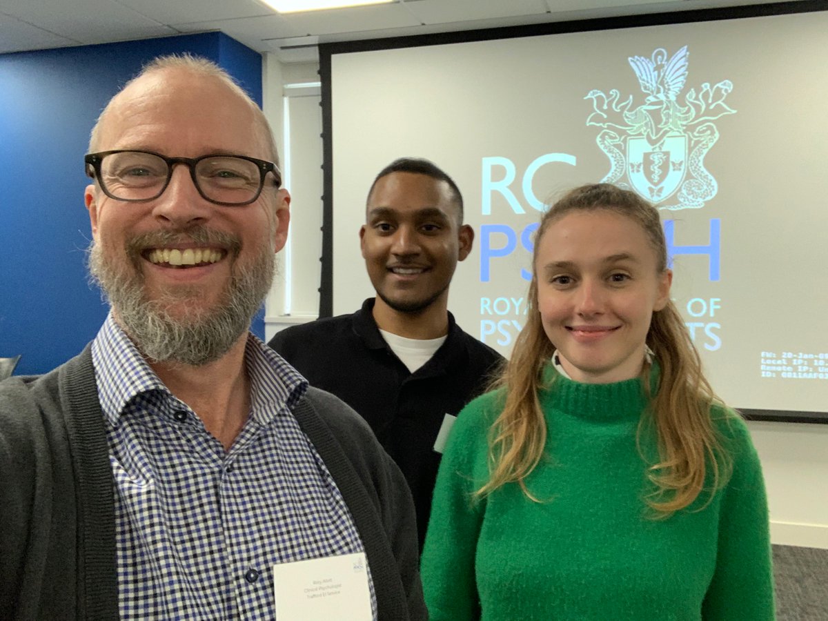 rallott's tweet photo. Inspiring day in London at #EIPN annual forum.  @GMMH_NHS  and Trafford EIT lucky to have two highly skilled peer support workers. They delivered a live demonstration of VR therapy at a National conference of EI teams after only 4 weeks in their role! #psychosis #recovery https://t.co/p6jAB0SBM6