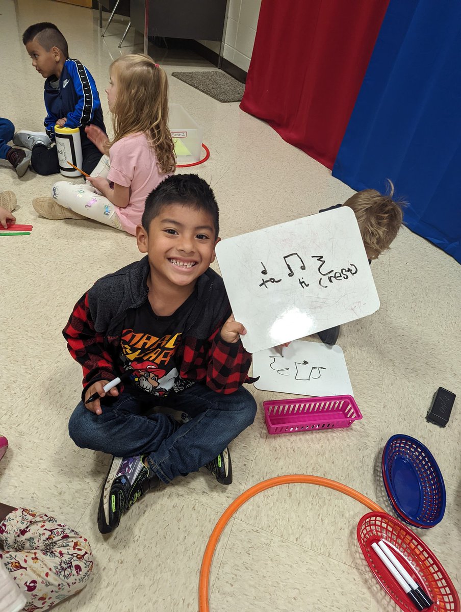 Angela Topper tweet media