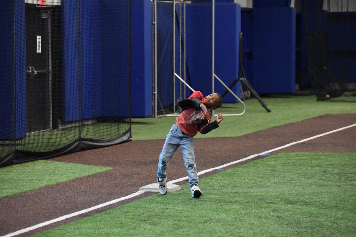 Last week the KCUYA welcomed Crown Schools' Spring Branch Elementary and T.A Edison Elementary for a field trip experience. If your school is interested in becoming a Crown School, reach out to chase.bloch@royals.com for more information!