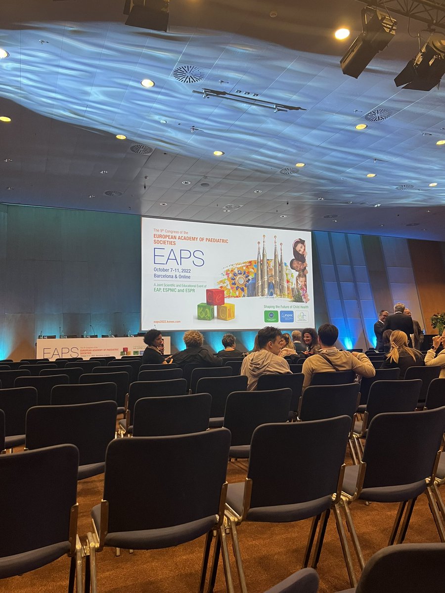 marie_bendix's tweet photo. After a long day of traveling - finally at the #EAPS2022 🇪🇸 Then amazing food with dear colleugues and now just excited to join all the inspiring talks and sessions tomorrow 🙌🏻 #EAPSconference https://t.co/fC57wL2tgQ