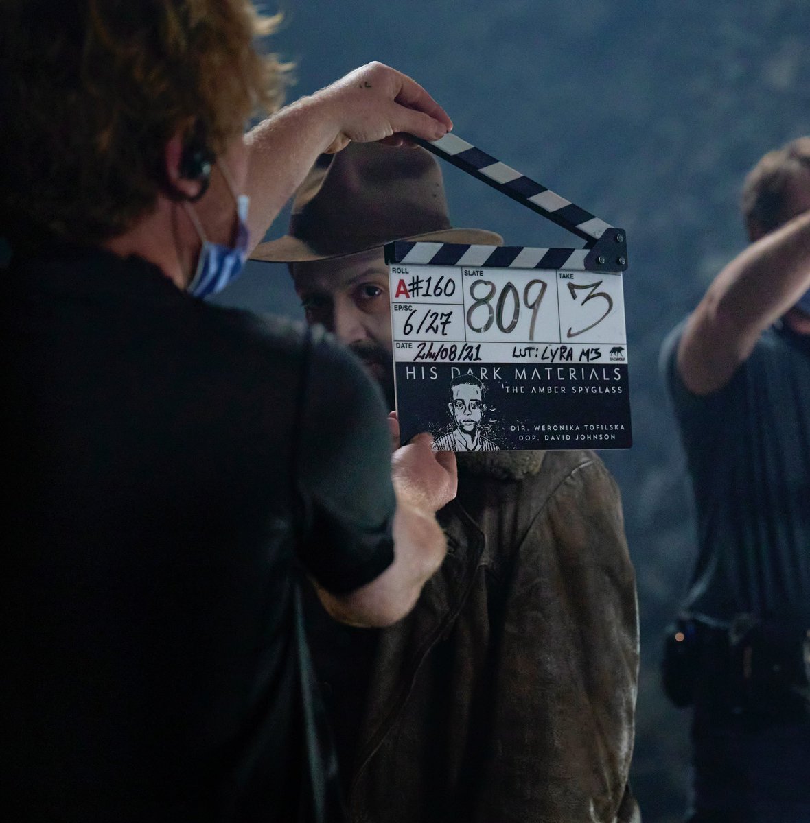 darkmaterials's tweet image. “Well, I’ll be damned.” @Lin_Manuel is back… #HisDarkMaterials #leescoresby