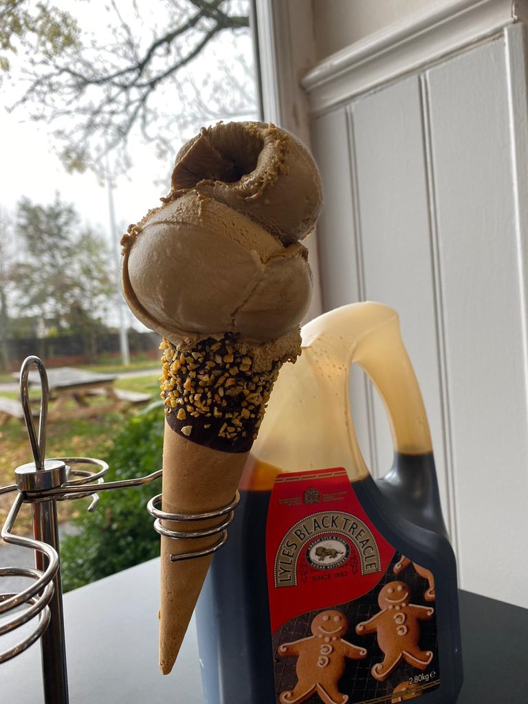 TootsiesIce's tweet photo. Treacle Ice Cream is back!! 🍁🍂🍁 https://t.co/M8golfWirc
