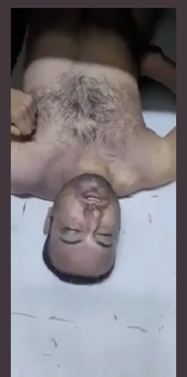 alwakai3e's tweet photo. مقتل شاب مغربي يدعى ياسين داخل مخفر الشرطة بمدينة بنجرير و  حسب تصريح والدة القتيل  و التي أفادت ان  ابنها تعرض للضرب و التعنيف و التعذيب من قبل رجال الشرطة داخل مركز الشرطة مما ادى الى وفاته  ، و هذا تصريح والدة الضحية الذي مات مقتولا 👇🏼
https://t.co/30wiE7lfZV https://t.co/KEkTCnH8XD