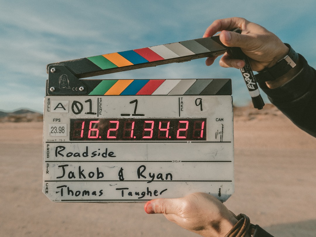 Filmmaking, video editing, podcasting--more ways to celebrate #ManufacturingDay! Small makers can start big businesses with the help of shared spaces on The Loop like Vidwest Studios.  #MFGDay22 #CreatorsWanted #thingsaremadehere  Details at cre8como.com/vidwest-studio…