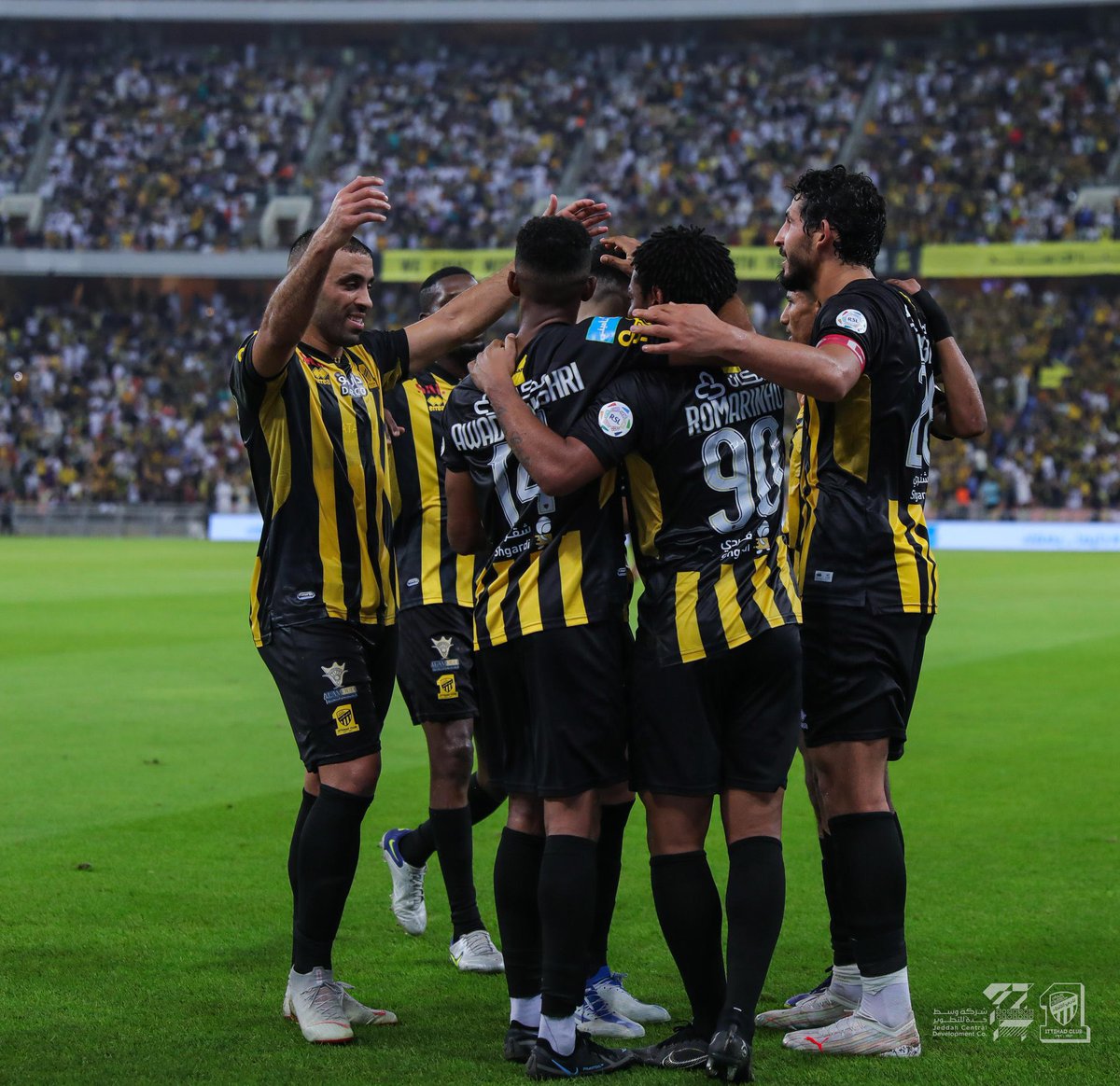 Anmar_Alhailae's tweet photo. الحمد لله على توفيقه في تحقيق هذا الفوز وأشكر جميع أعضاء الفريق وأنتم يا جمهورنا الغالي ، حيث كان لحضوركم وتشجيعكم المتواصل الأثر الأكبر في تحفيز اللاعبين لتحقيق هذا الانتصار. https://t.co/3ymGJn3eH6