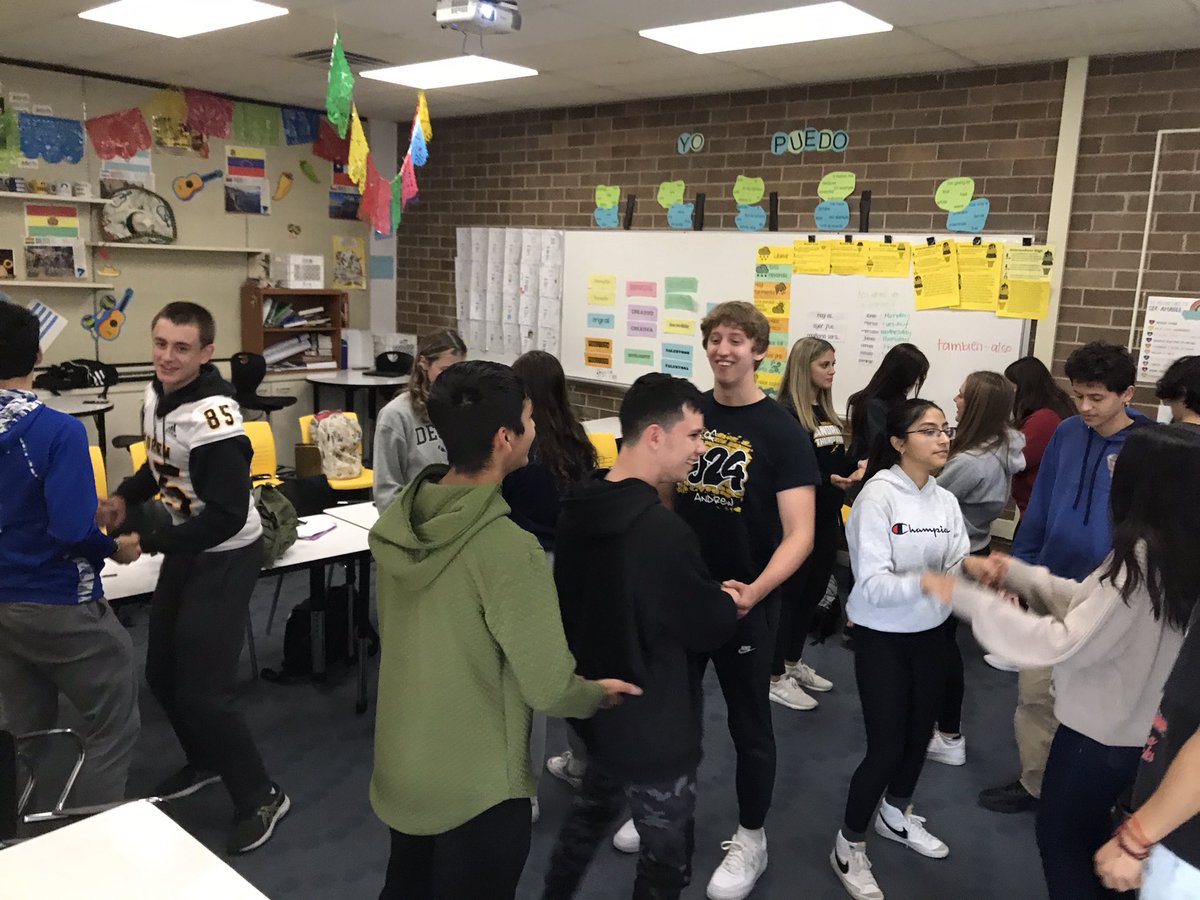 micks_ken's tweet photo. Bailando con las estrellas ⭐️ Muchas gracias a nuestros maestros Ethan y Yuliana que nos enseñaron la bachata y cumbia https://t.co/hSWaUojyS2