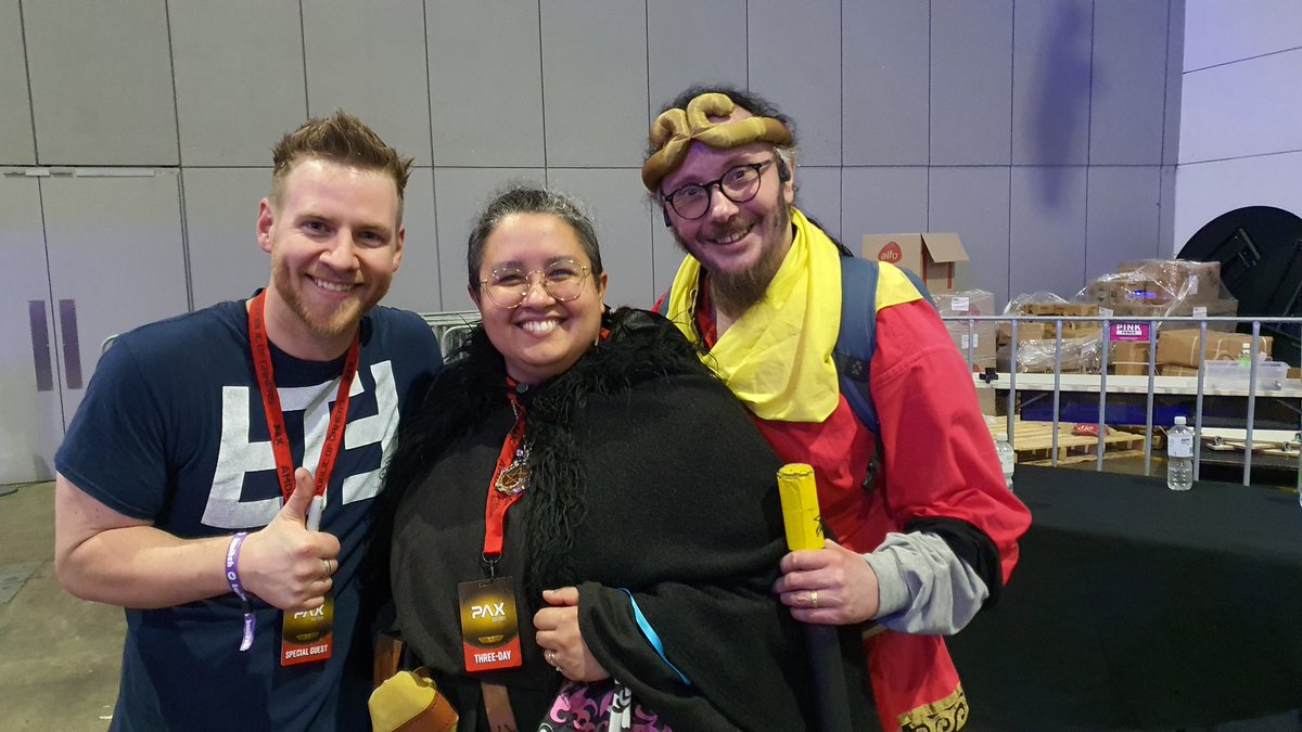 HigimuraStudios's tweet photo. It was great seeing you at @PAXAus, Jazza. I hope the rest of your weekend is full of awesome, crazy, and creatively inspired memories 😁
@JazzaStudios https://t.co/3a3QOqlSQg