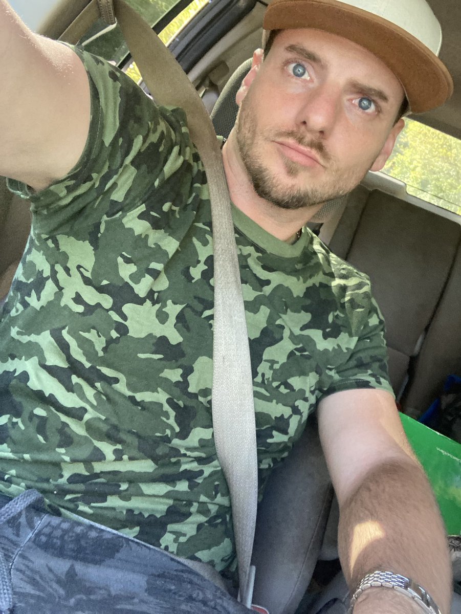 tropicalwi's tweet photo. Iโm having an awkward afternoon, but my selfie game is on fire. ๐ฅ
Enough pretending Iโm happy with that though haha what Iโm really contented by is my To Do List accomplishments.
Er, so awkward afternoon. Do you feel it?
#Palpable #FireTho
*cough* https://t.co/WQctzXZPLP