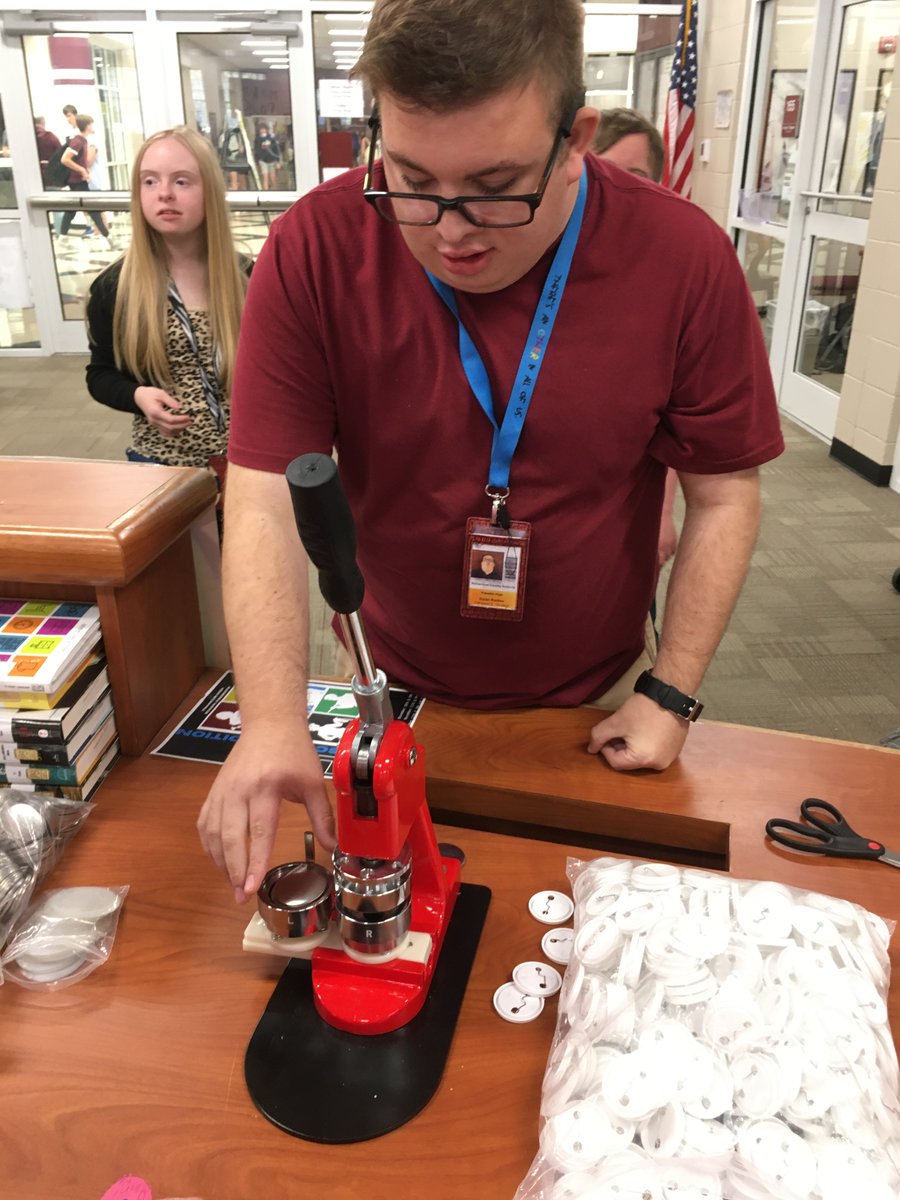 Leya White tweet media