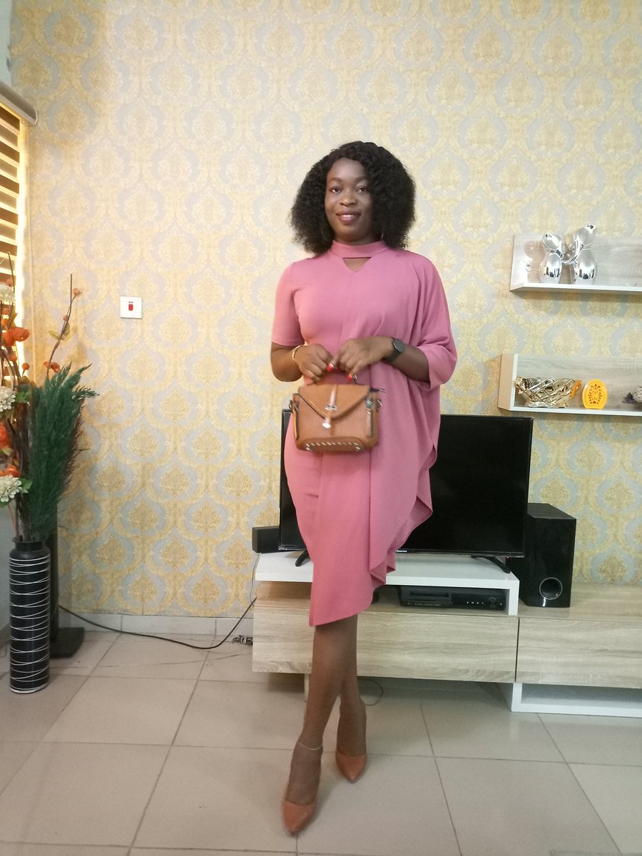 Oyinlayo_'s tweet photo. I was told to post more photos here😁 https://t.co/Pglpiy80Qq