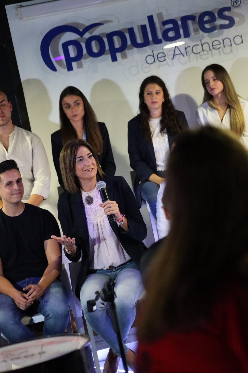 Patriciaflopez's tweet photo. El proyecto del @PPArchena, con el que hemos conseguido 3 mayorías consecutivas, se sustenta en Nuevas Generaciones y hoy ponemos los cimientos para la cuarta mayoría absoluta.
#SumandoContigo https://t.co/S408pUVeWP