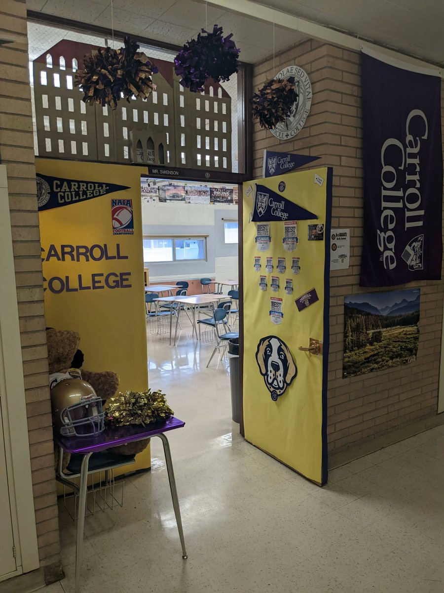 BruinCounseling's tweet photo. Our Teachers got into the College Application Week Spirit
#iApplied #NextLevelBru https://t.co/vHPMkh9YbA
