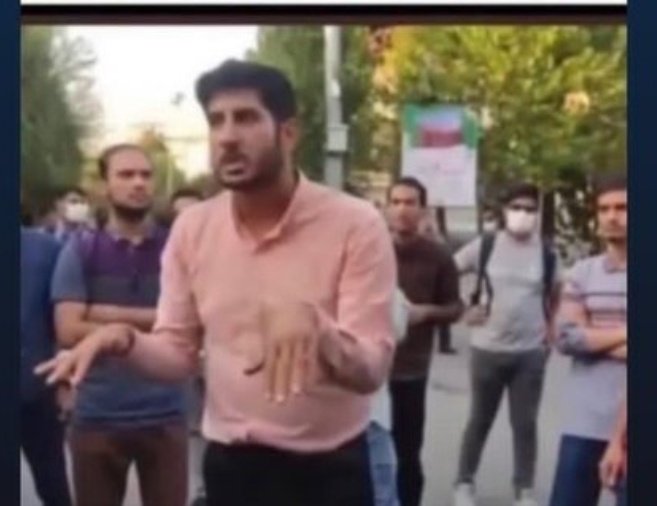 بچه ها اگه خایه مالی کنید دستاتون اینجوری میشه
#مهسا_امینی
#اعتصابات_سراسری 
#OpIran