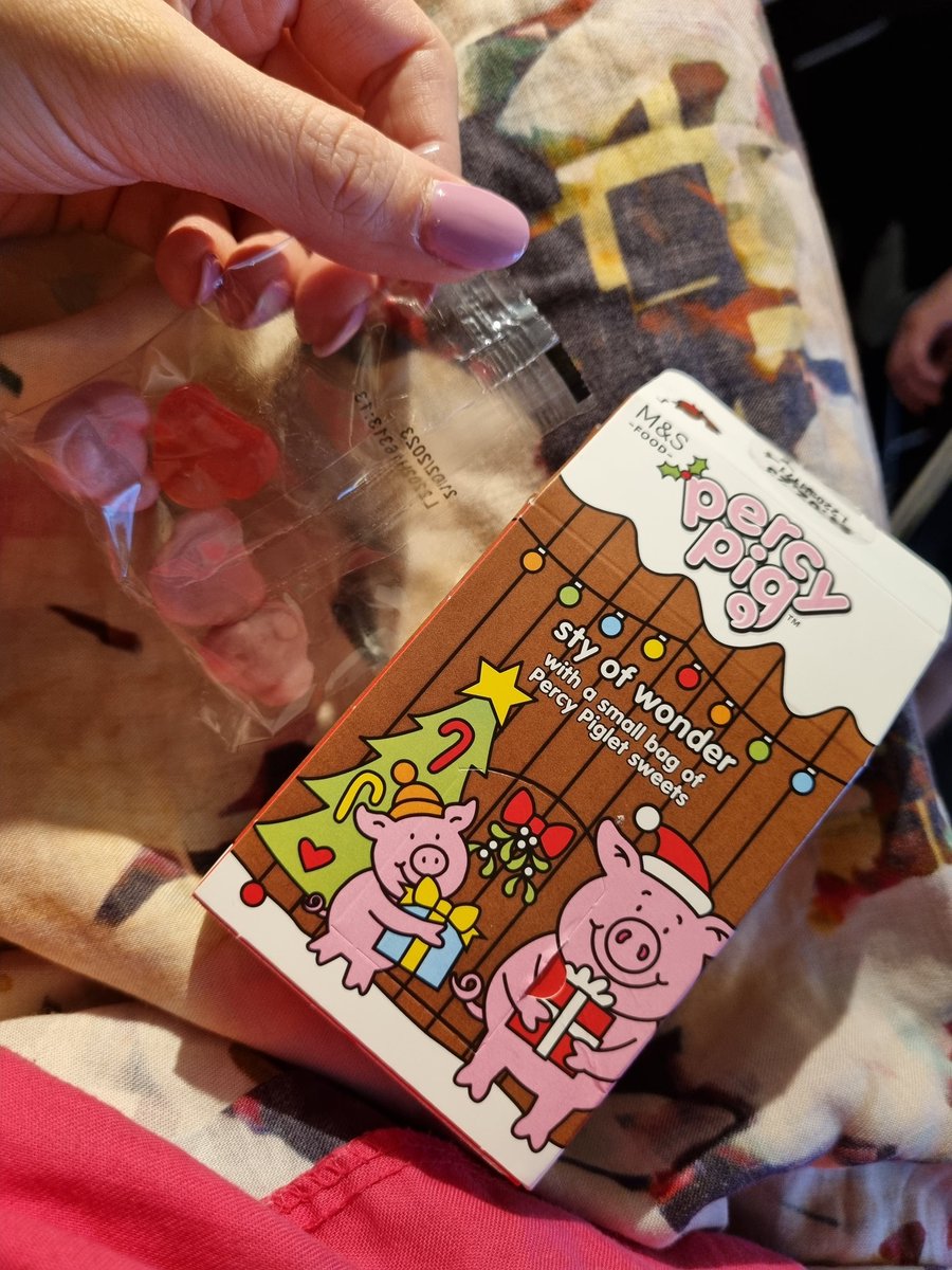 R91Frilly's tweet photo. @marksandspencer I love you &amp; percy pig but £1.50 ... COME ON - that is an absolute joke , I feel robbed 😱 https://t.co/D822KmGvTn