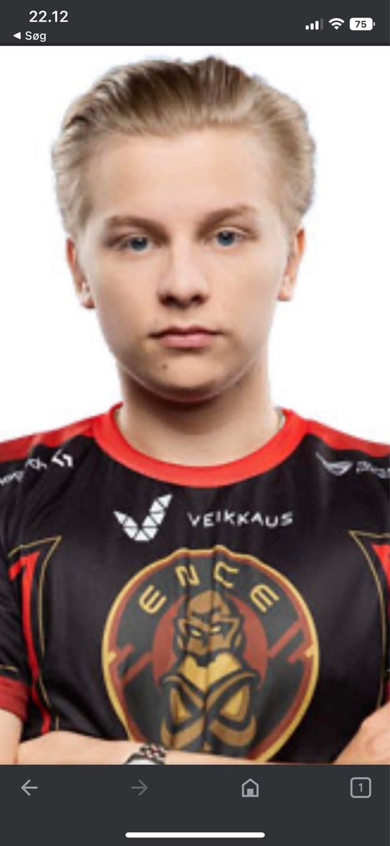 FreezeCSGO_'s tweet photo. @AleksibCSGO look a like? https://t.co/7o6t5pKeLx