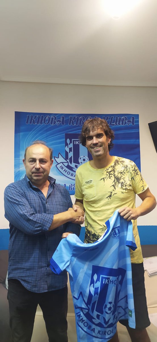 Ikhobakirolklub's tweet photo. 📢 *ATENCIÓN, ATENCIÓN... PRESENTACIÓN* 📢

Estimad@s ikhobazales,

Esta semana ha tenido lugar la presentación de un nuevo miembro en la estructura deportiva de Ikhoba Kirol Kluba. Egoitz Flaño se incorpora a las filas celestes en la figura de Coordinador General. https://t.co/PdpHj1GN22