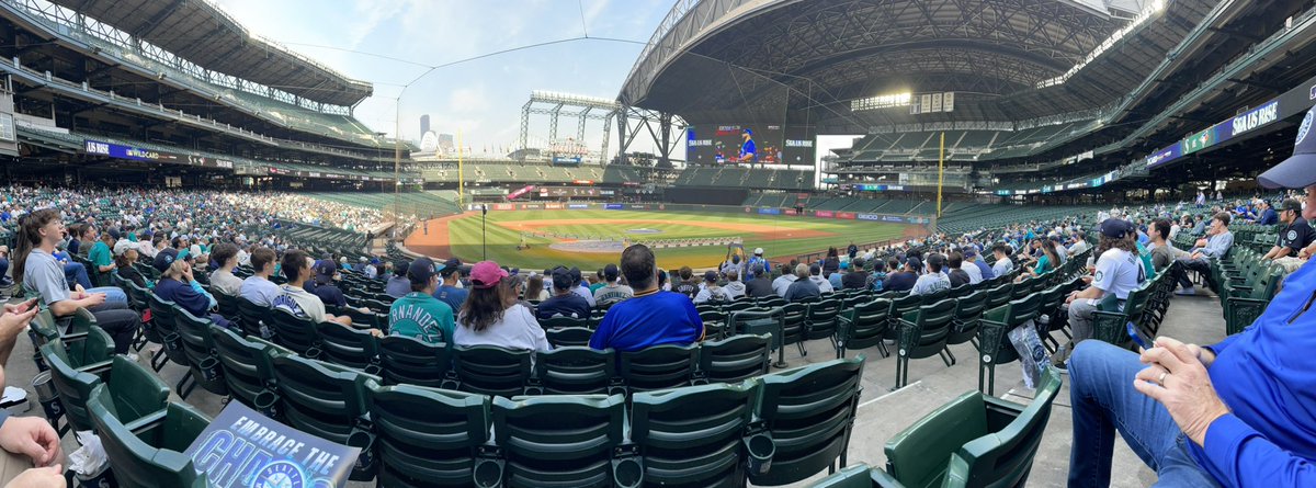Mikejthompson9's tweet photo. What a great start to the playoffs. #Mariners #WHEREiROOT #MLBPostseason https://t.co/h7rnd5sX4K