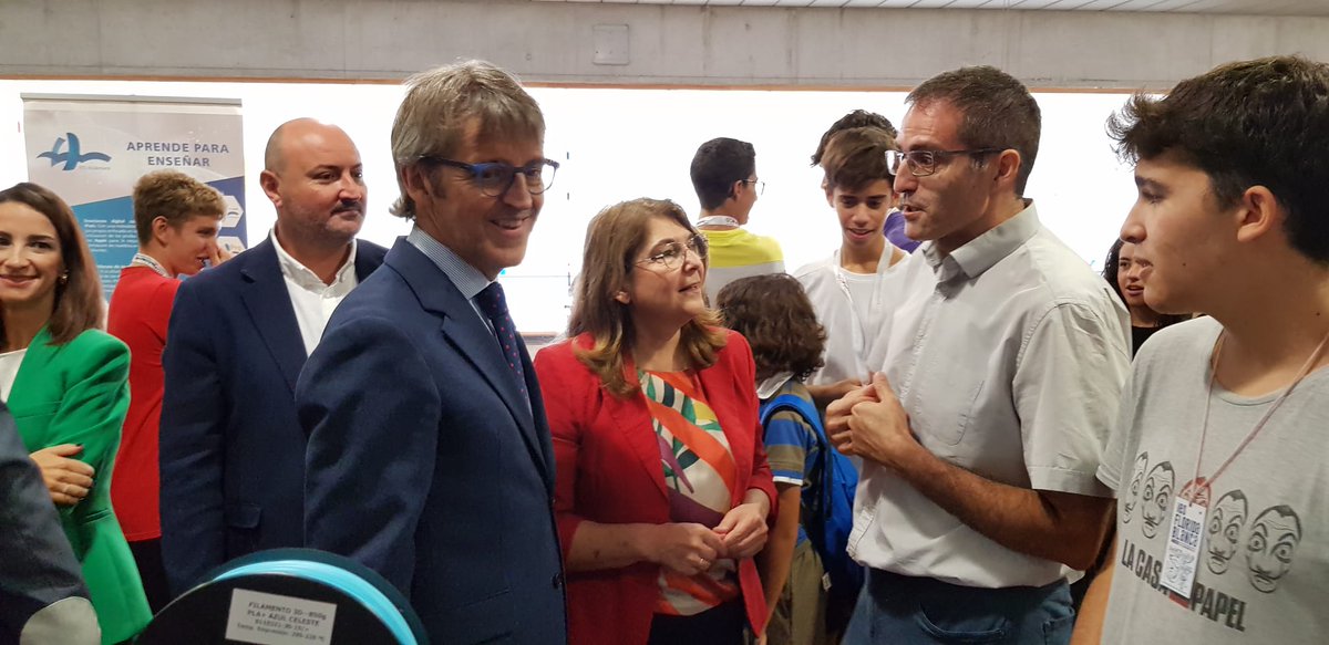 Hemos contado en los talleres de <a href="/GdPatrimonio/">GDPatrimonio</a>  con la presencia de numerosas autoridades en #EDUTECHRM. <a href="/iesflori/">ies floridablanca</a>  <a href="/FIntegraDigital/">Fundación Integra Digital</a> <a href="/GoldenmacEDU/">K-tuin Educación</a>  <a href="/MariaComin1/">María Comín</a>  #EDUTECHRM <a href="/MMM_Academy/">MMM@cademy</a> <a href="/GdPatrimonio/">GDPatrimonio</a> @DGMakers <a href="/IesAlcantara/">IES Alcántara</a> #GruposDeDesarrollo