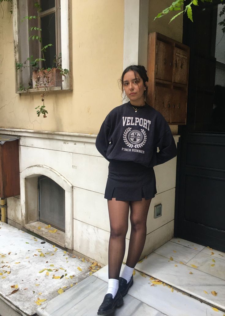 tightsandsocks2's tweet photo. Black tights and white socks #Black #tights #and #white #socks #blacktightsandwhitesocks https://t.co/XCif2rNr2T