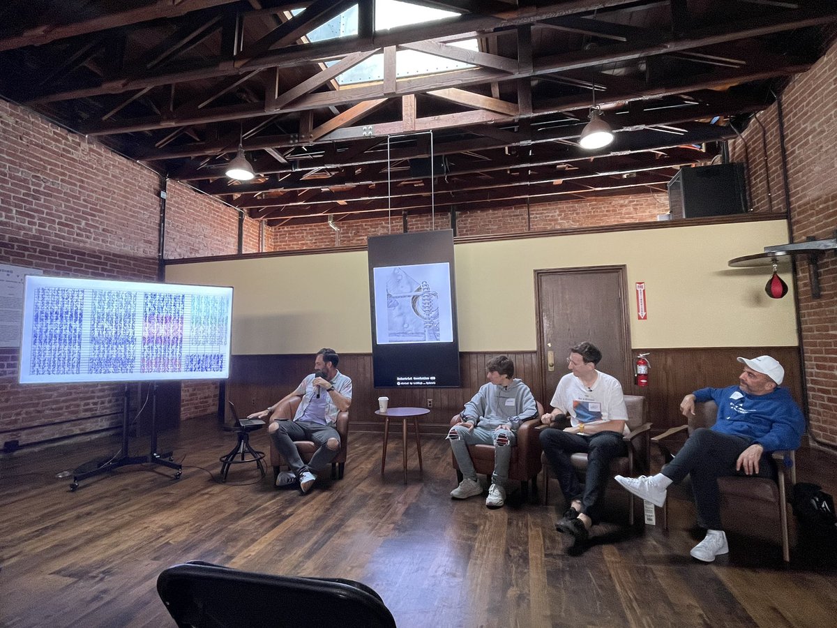 surferdrew's tweet photo. Was an honor to be a proxy with @MARQ528 for you just minutes after sharing the stage with @chilltulpa @fxwho and @seth for the History of fx(hash) at @brtmoments Venice Beach. 📸 credit: @pedrofgomez https://t.co/RWaZqQNebX