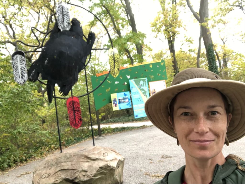Epitetj's tweet photo. #SeedsandStories #IndigenousSeedCollectionProgram #SeedsForOurFuture #IndigenousSeedCollection Melissa was with Caldwell and Point Pelee NP the last two days, great people. Thank you Park staff for such fantastic hospitality! https://t.co/JbL6Z1Uw9j