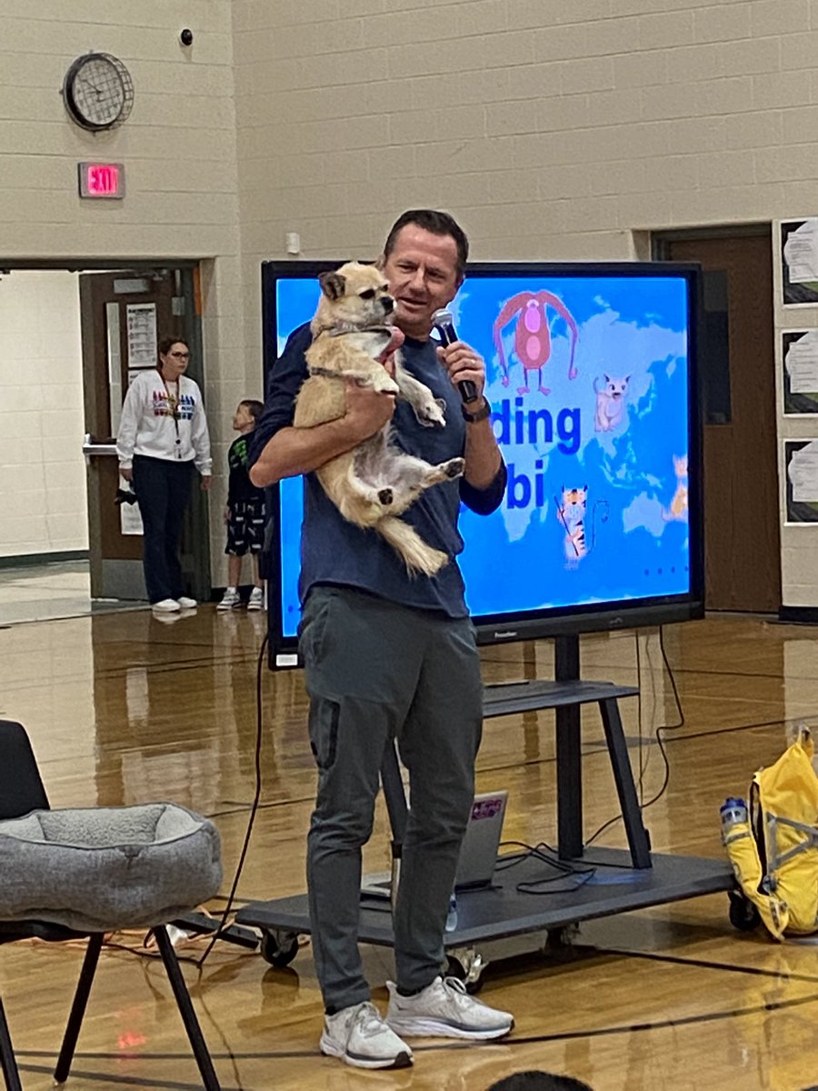 ABHRostek's tweet photo. What a great assembly for our students today… Finding Gobi! Thank you to Mrs. Kline for organizing their visit! Books are still available to order until next week! 📖 @RDGschools https://t.co/pT8azAZdTK