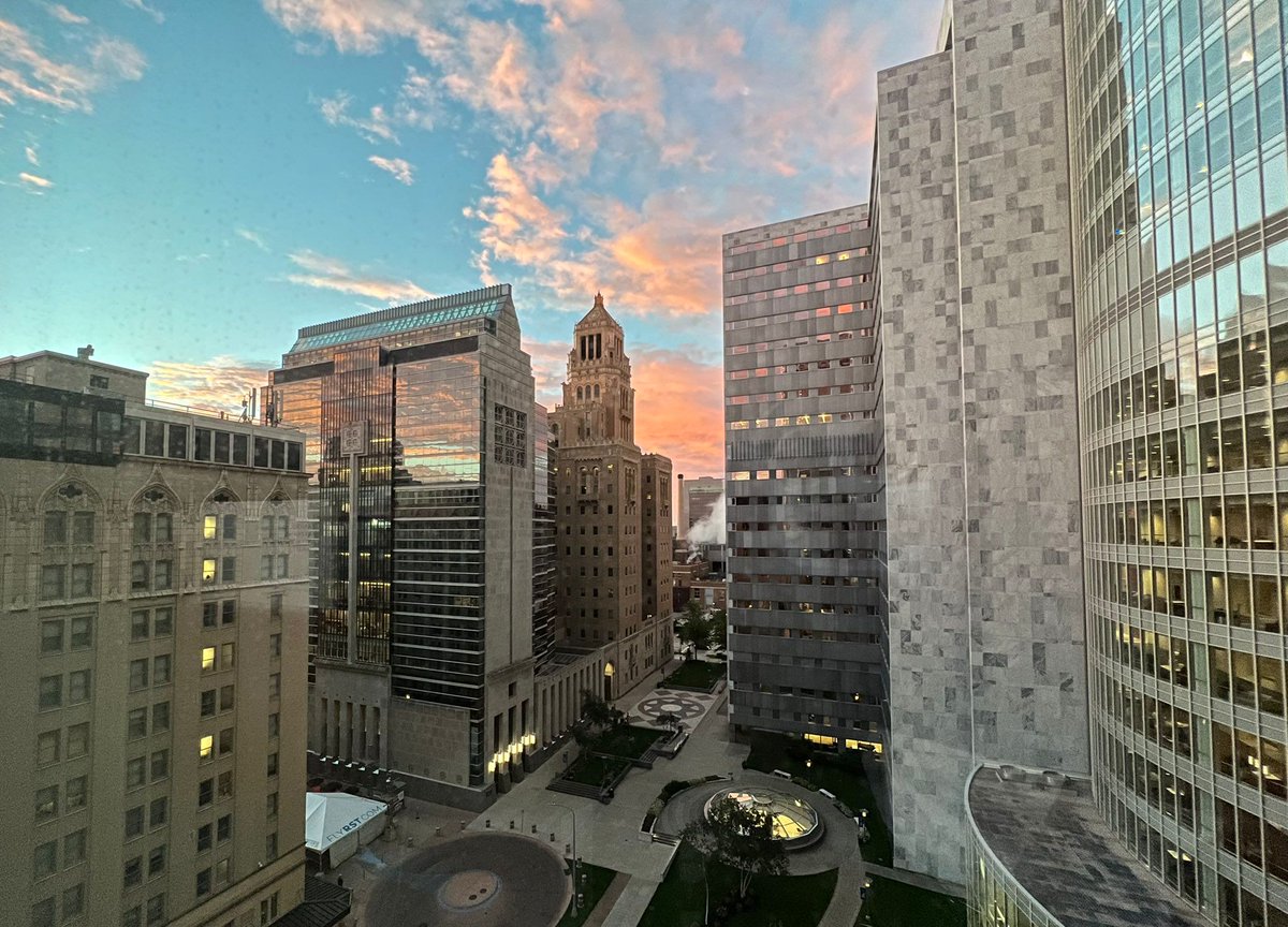 Martenryi2's tweet photo. Extremely grateful for the opportunity of joining the cardiovascular disease and ageing laboratory @MayoClinicCVS as a research affiliate. An exciting chapter under the very supportive leadership of @JordanMillerPhD! https://t.co/yWt1ZcNcwj