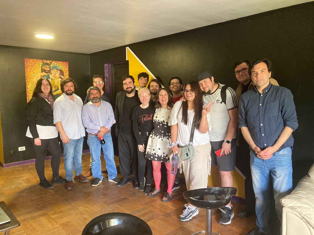 Libres_Chile's tweet photo. Esto prendió chiquillos! El primer partido liberal integral se funda hoy! También puedes ser parte. Vente a Av. Santa María 2818 Providencia https://t.co/DBLlA7Inor
