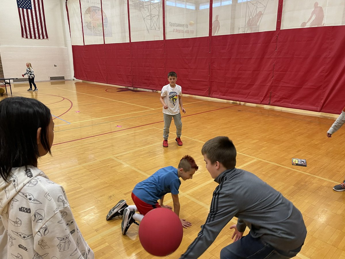 Kieselpeeps's tweet photo. Hard core 4 square. The competition is fierce! @EastHills4_8 @Kieselpeeps https://t.co/Eo2GT8koZG