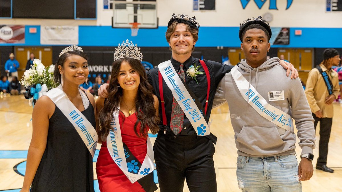 WoodlandHillsHS's tweet image. Meet your 2022 Homecoming King and Queen - Mr. Elijah Kline and Ms. Annelise Hanson!

They received their crowns from last year's King and Queen, Mr. Deontae Williams and Ms. Haj Abdullah. 

Also freshly crowned are your Faculty King and Queen - Mr. Ferguson and Mrs. Bostard!