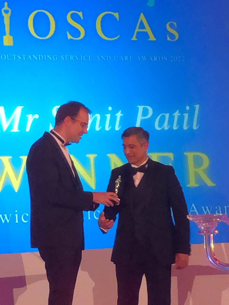 KateOwe97816129's tweet image. Congratulations to Mr Sunit Patil winner of the medical student teacher of the year for #UHCW @warwickmed @pauldecates