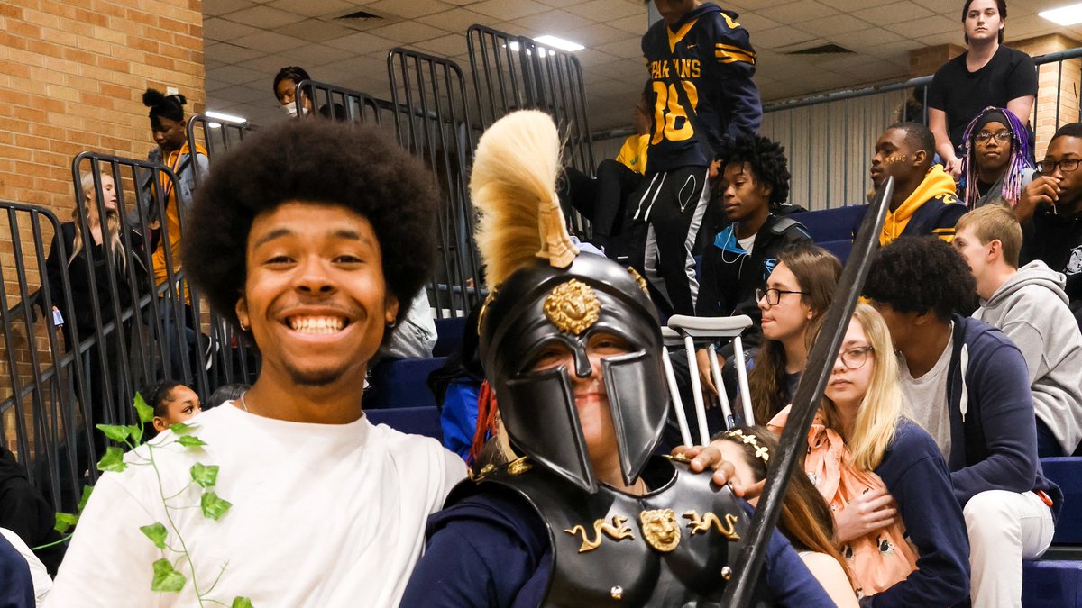 schooldist186's tweet photo. The gold &amp; blue were loud and proud this afternoon! Springfield Southeast Spartans hosted their Homecoming Pep Rally. The Spartans take on SHS tonight for the Homecoming Football game at 7 pm at Spartan Field. 
#ignite186 @SSHSspartans1 https://t.co/mDADRBbQM2
