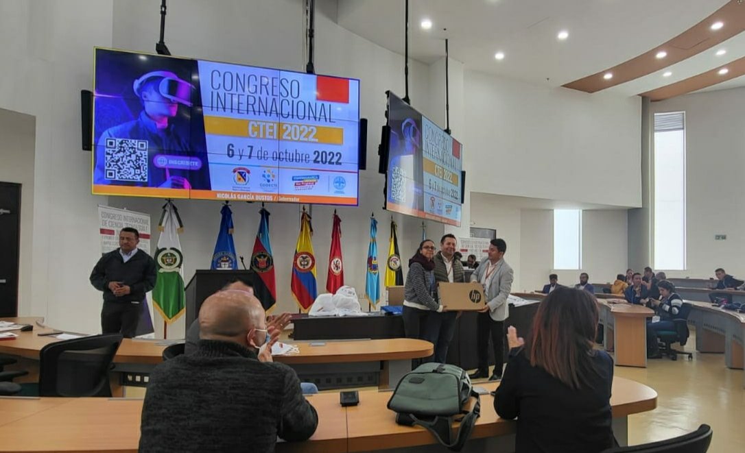 SecCTeICundi's tweet photo. Con éxito finalizó el “𝐈 𝐂𝐨𝐧𝐠𝐫𝐞𝐬𝐨 𝐈𝐧𝐭𝐞𝐫𝐧𝐚𝐜𝐢𝐨𝐧𝐚𝐥 𝐝𝐞 𝐂𝐓𝐞𝐈”, que contó con la participación de ponencias magistrales de Canadá, Brasil, México y Colombia, la presentación de 29 poster y 22 ponencias de investigaciones científicas #Cundinamarca @lamilitar https://t.co/cBHBfGu8HL