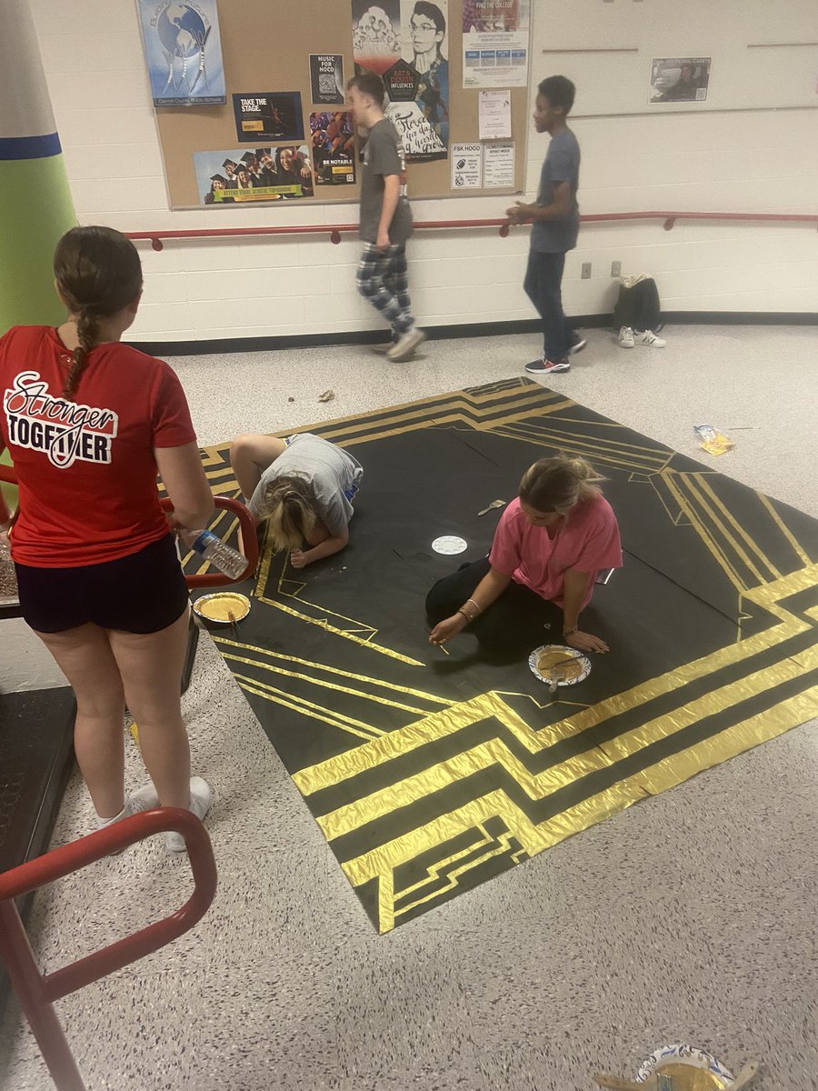 Before the chaos of next week begins, hallway preparations have begun. Can’t wait to see the magic our wildly talented students and staff create! #FSKHoco #EaglePride <a href="/CCPSk12/">Carroll County PS</a>