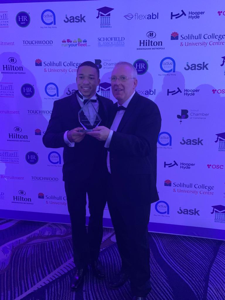 Morgan_Prime's tweet photo. @PrimeCharAccnts Kevin Johns receiving the President’s award on behalf of the volunteers of the Birmingham 2022 Commonwealth Games. Pictured with Joe Fraser Commonwealth Gold Medalist! https://t.co/cRppRhNd4H