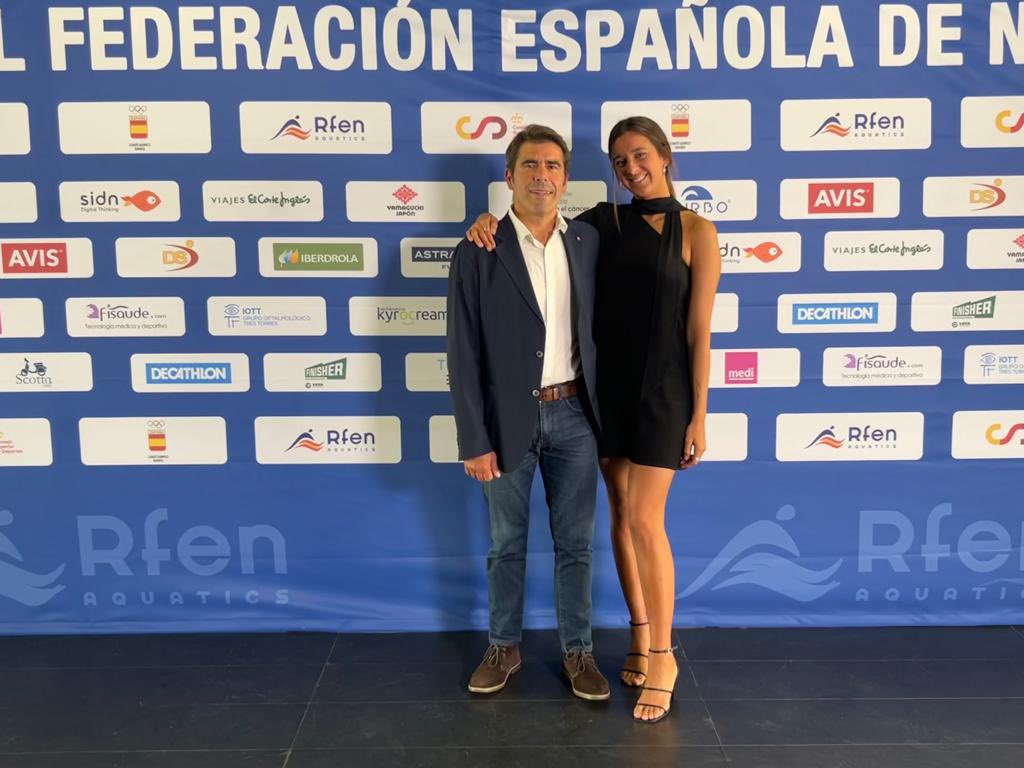 delafuentejfv's tweet photo. Hoy en la Gala de la Natación Española, con mi nadadora @Devaldes98Maria
#natacion #comoseentrenasecompite #Winnerman #justmybody #liceoteam https://t.co/aQceotVPVU