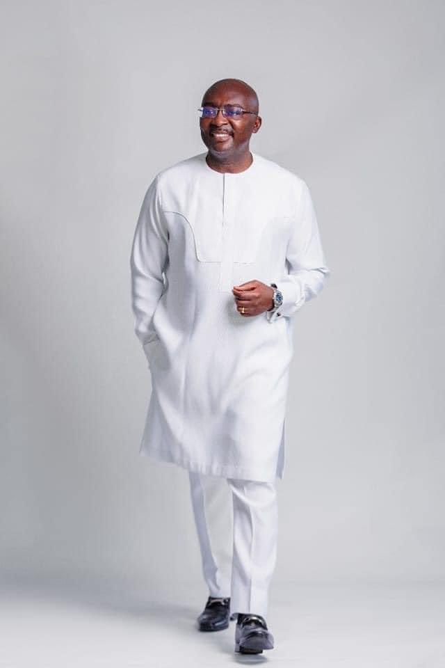 NIAOnlineGh's tweet photo. Glorious birthday @MBawumia, Vice President of the Republic of Ghana 🇬🇭 https://t.co/VOTlmvGZ3s