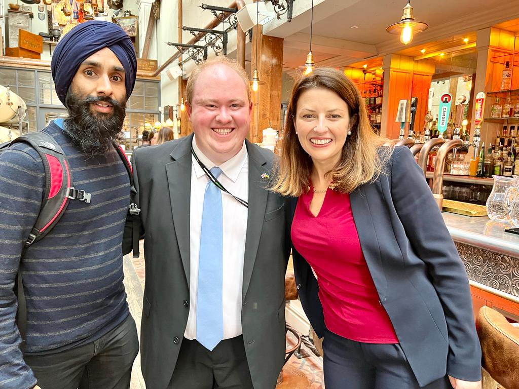 GXConservatives's tweet image. Good to see Gerrards Cross well represented at #CPC2022 earlier this week!