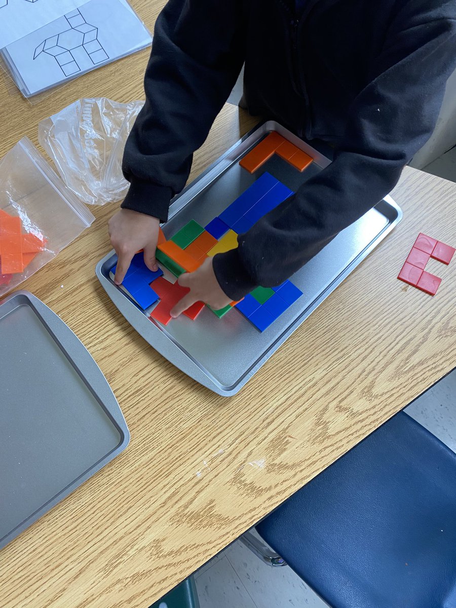 AllieCarson92's tweet photo. Can you fill the space with pentominoes? Students were eager to work on this challenge! @ValleyWayDSBN https://t.co/shbFBrHgIV