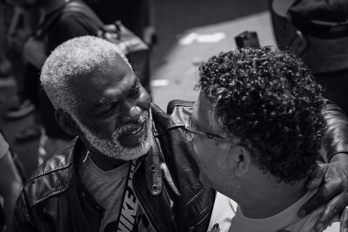 Obrigado, Guarulhos! Hoje e sempre! Pelo carinho, respeito e reconhecimento do nosso compromisso! ✊🏾✊🏾
#LulaEmGuarulhos 
📸 Jonathan Simplício