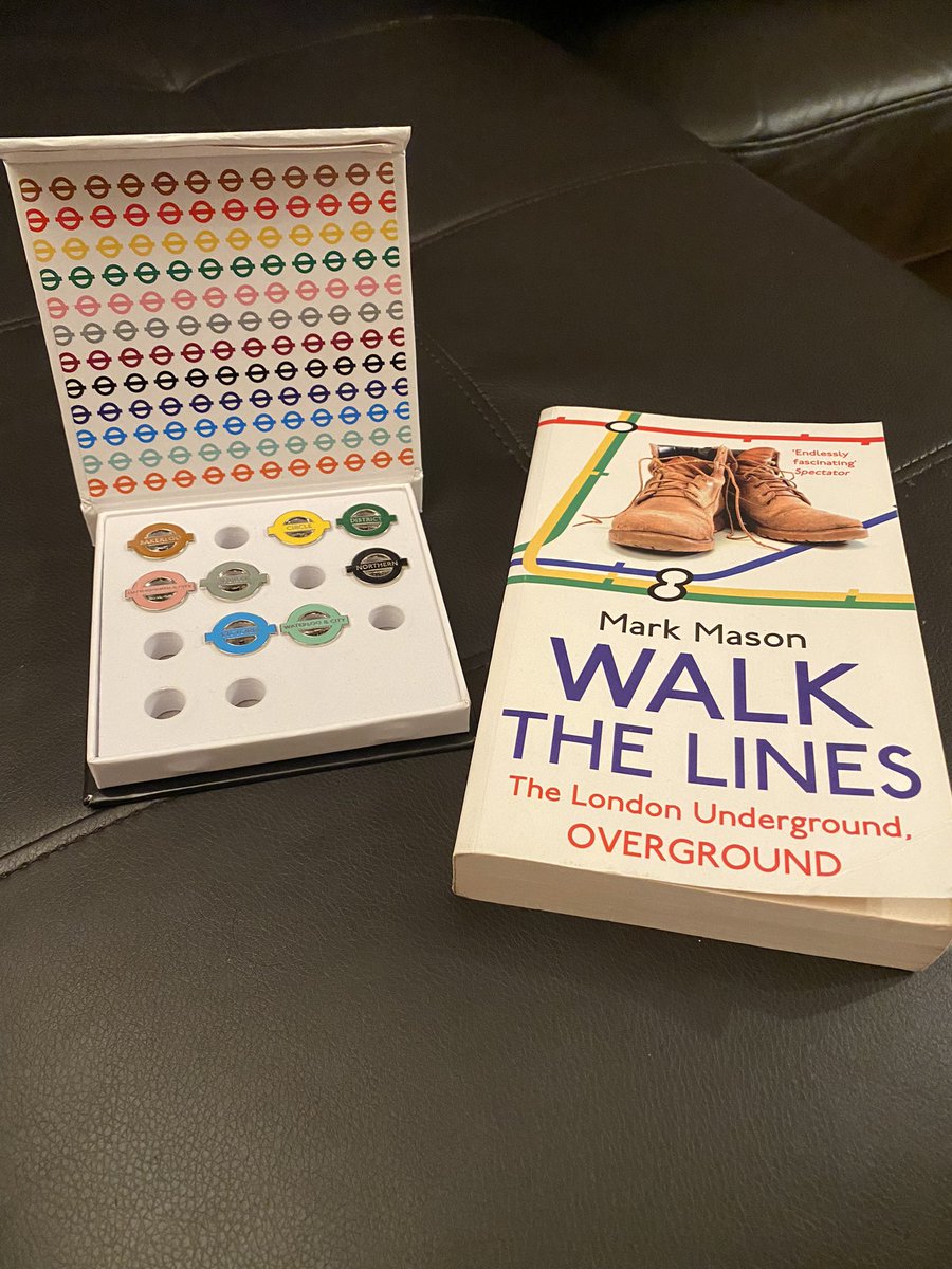 Saz_352's tweet photo. Jubilee line walked over two days ☑️ over 56km .. poor feet 👣 #walktheline #londonunderground #undergroundoverground @WalkTheLinesLDN @MrTimDunn @siddyholloway https://t.co/moGUcrzNhQ