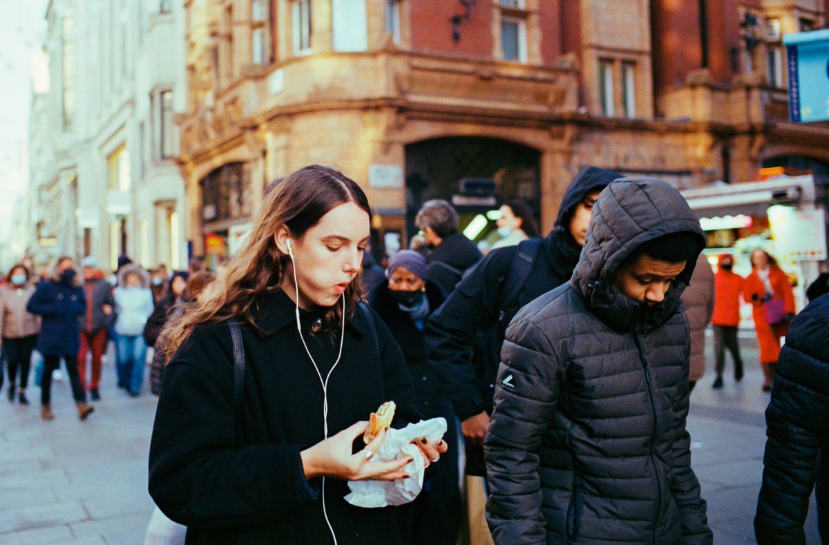 hiroshi_tabata's tweet photo. #london #streetphotography #35mm https://t.co/WUV8qvSRub