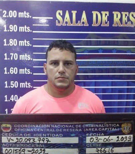 #CICPC detuvo a dos personas por el sicariato de un comerciante en La Guaira. 
instagram.com/p/CjbU7a9uP3P/… <a href="/NicolasMaduro/">Nicolás Maduro</a> <a href="/CeballosIchaso1/">@FuerzaDinamica Remigio Ceballos Ichaso</a>