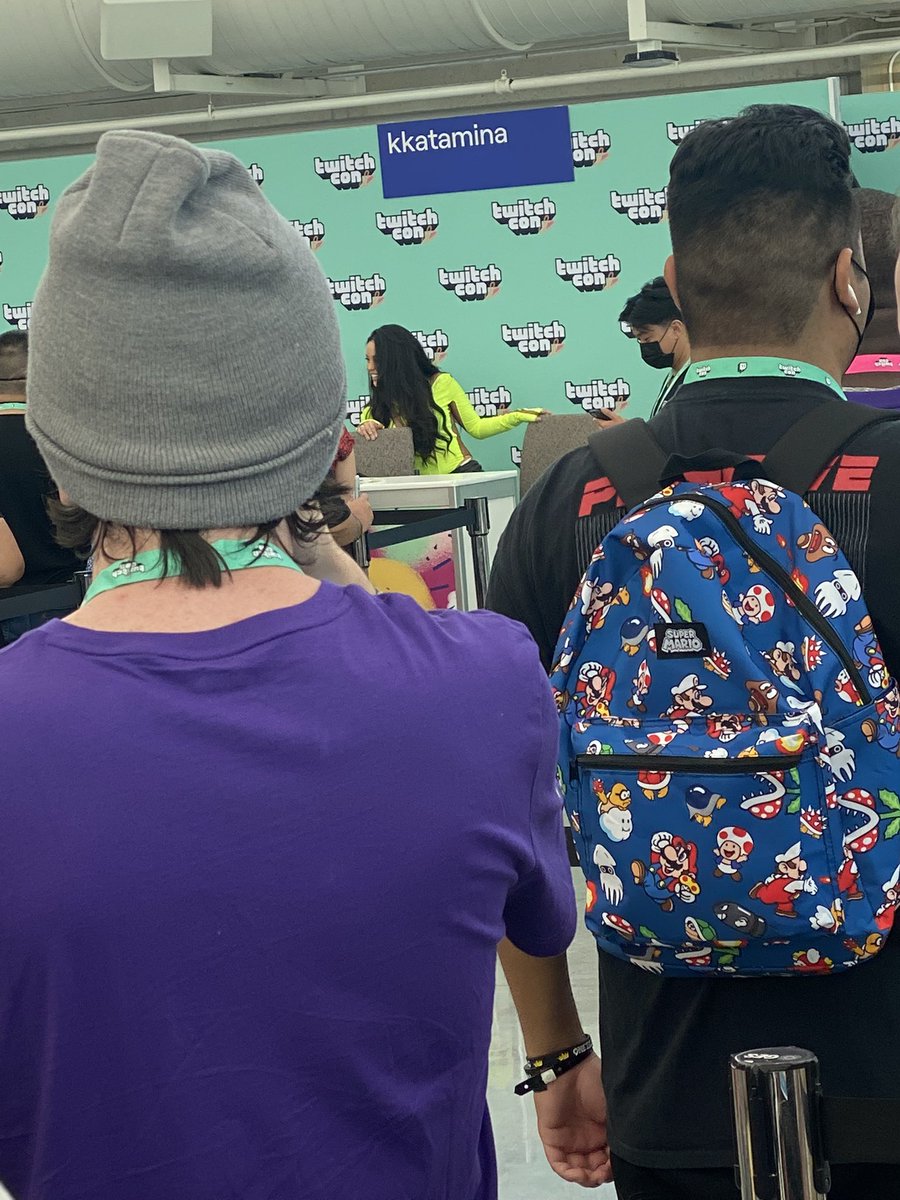 4LegendsMedia's tweet photo. Nvm we messed up. @Valkyrae #TwitchCon2022 #WrongLine https://t.co/5oXWhG08ps