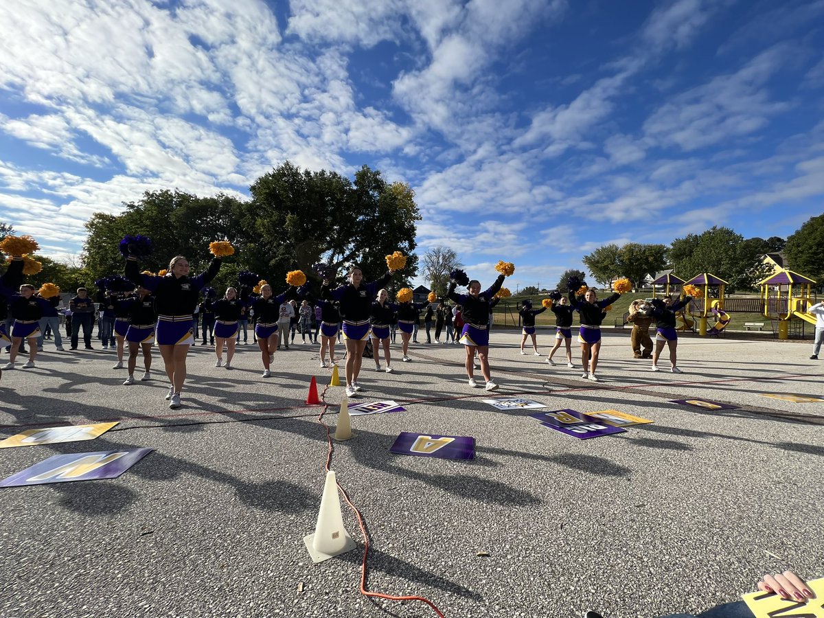 Monarch_Cheer's tweet photo. Homecoming Pep Assemblies and hanging out with the elementary kids….One of our most favorite days of the year!!!!! 💜💛 https://t.co/lRcMfrWg6F
