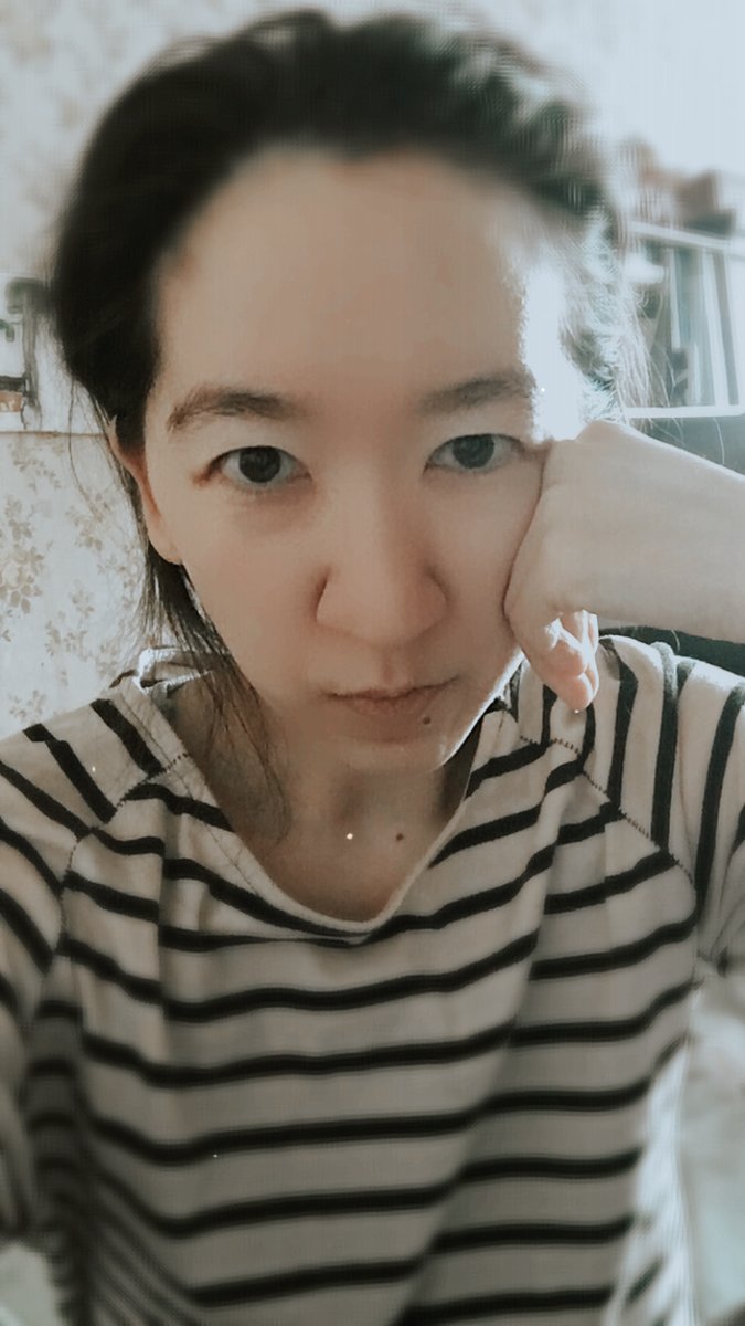 These two pics were in a row in my photo stream, and I've just noticed it... ))

{#riseofguardians #pitchblack #bogeyman #jackfrost}