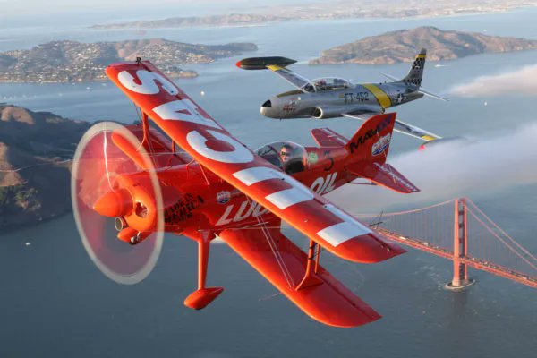ShagleyTeam's tweet photo. The rattling of windows is usually warning enough. FleetWeek is upon us! The schedule of events is available here with airshow displays kicking off from 1:00 PM today: https://t.co/GcbtZZDMdr 

#airshow #fleetweek #schedule #SF #lovesf #blueangels https://t.co/hd7YoCde72