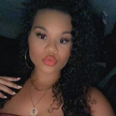 bre_nuzzo's tweet photo. #NewProfilePic https://t.co/H1lIHH1jq0