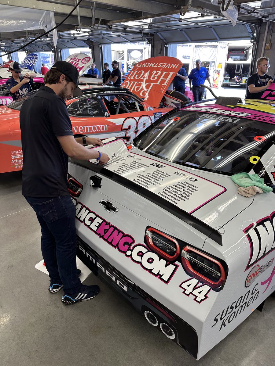Ready for battle with @TeamAlphaPrime ⚔️ Thankful to all of our great partners who stepped up for this weekend. It’s an honor to have @SusanGKomen on our car during breast cancer awareness month!