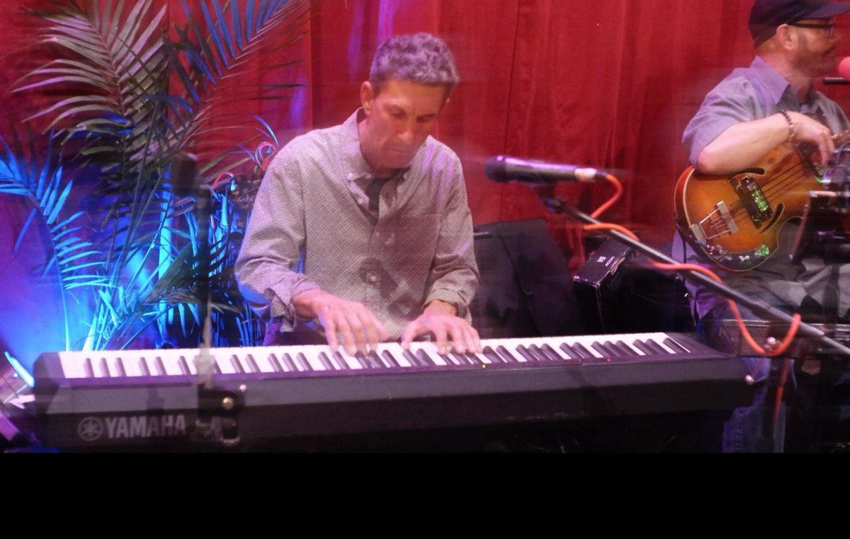 For 25+ years Marco of <a href="/bissapbaobab/">BissapBaobab</a> blends Middle Eastern, West African, as well as South and Central American cultures together so well, and he now has the perfect space for all communities to thrive.  🥂 Let's celebrate!
4 pm pst | 11 pm utc 
events.decentraland.org/event/?id=79cf…
<a href="/1800web3/">1-800-WEB3 is hosting events</a>